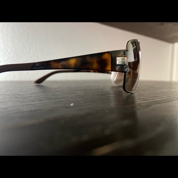Ray Ban Sunglasses - Picture 2 of 5